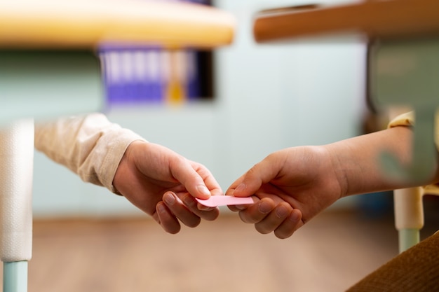 广东新增本土确诊5例无症状9例.广东新增5例本土确诊病例情况？